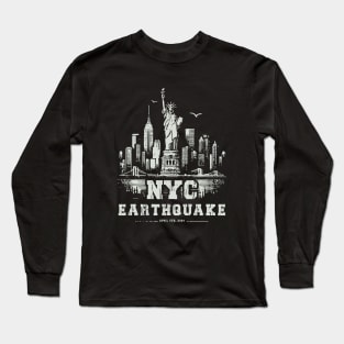 I Survived The NYC Earthquake // Vintage New York Design Long Sleeve T-Shirt